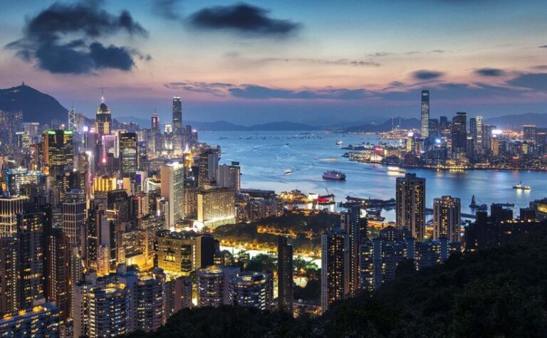 Hong Kong = A City of Contrasts