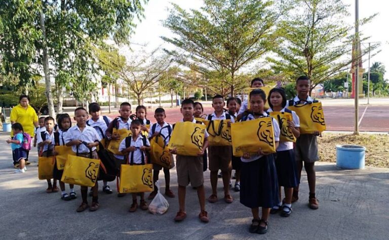 Embassy Secretary and Staff Club