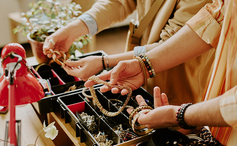 Smart Tips for Packing Your Jewelry Safely When Moving