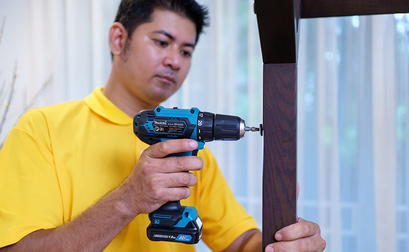 Do Movers Disassemble Furniture? What You Should Know