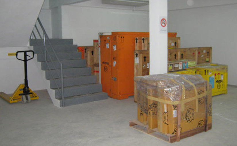 storage unit size guide, how to choose a storage unit, what size storage unit do i need, what size storage unit for a car, self storage unit sizes