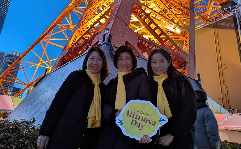 Mimosa Day – The Yellow Walk